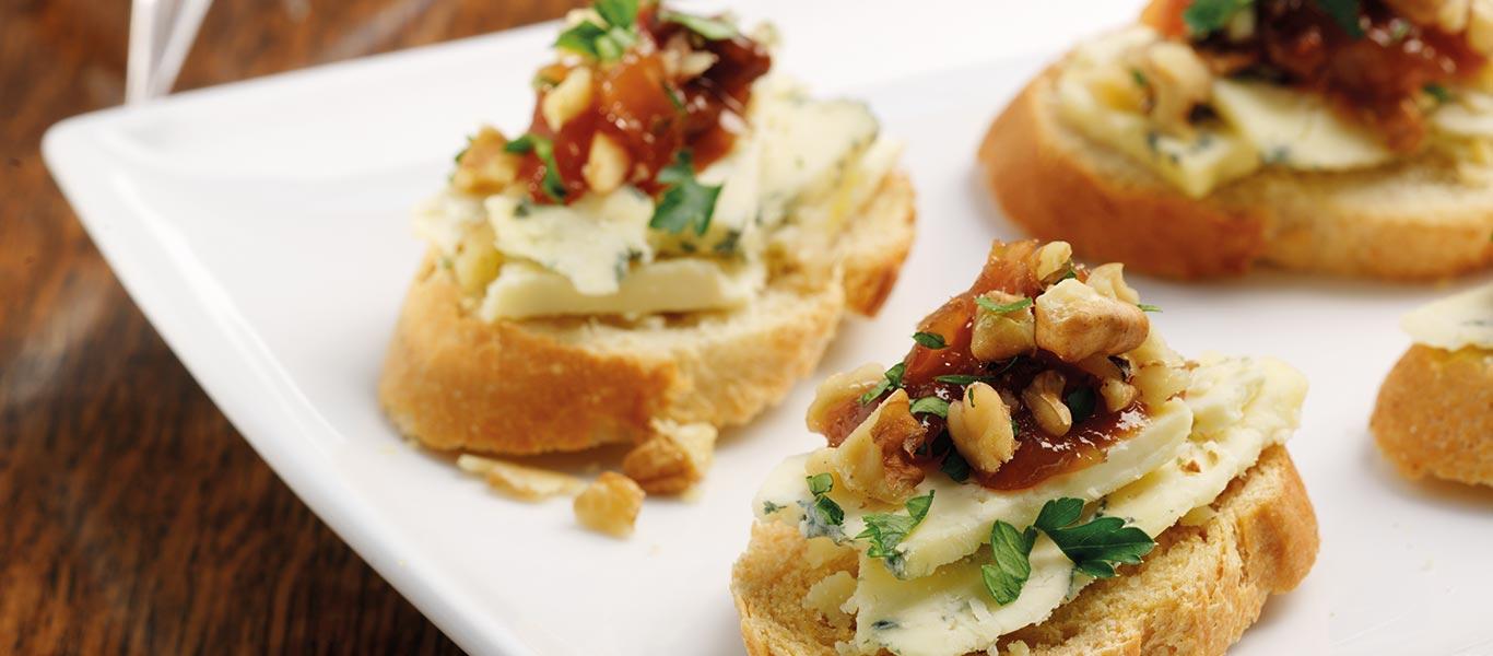 Simple Stilton, Walnut & Onion Crostini